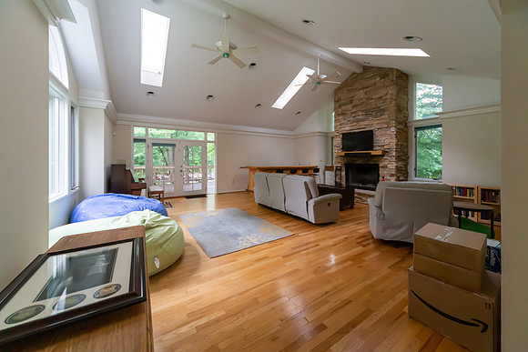 8610ClydesdaleRd_greatroom